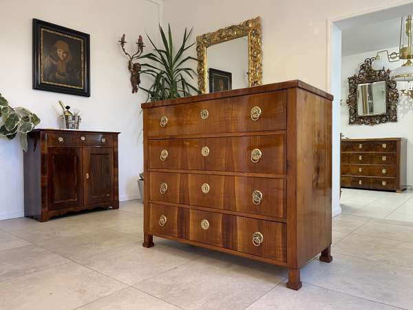 Sale Restaurierte Biedermeier Kommode Kirschholz B1959